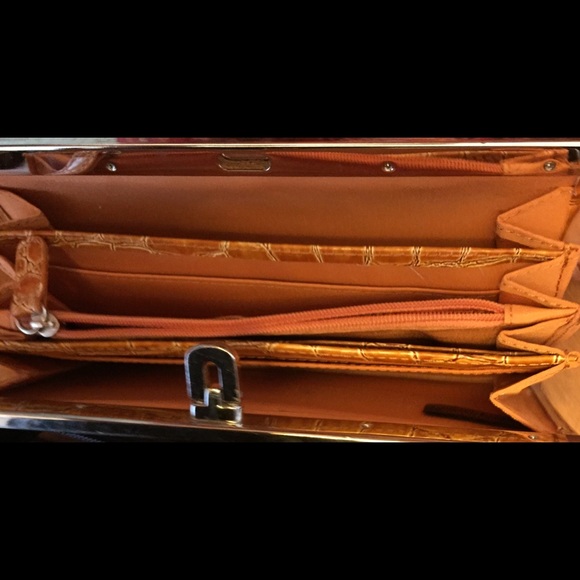 Women’s  orange wallet - Picture 2 of 2